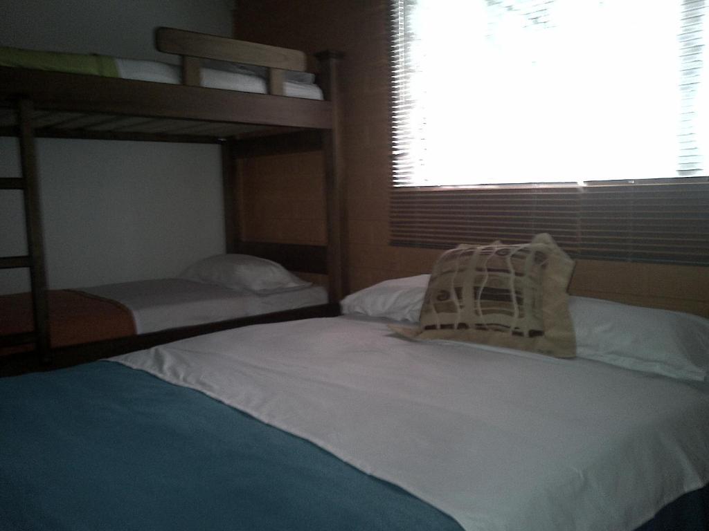 Spring City Hostel Medellín Szoba fotó